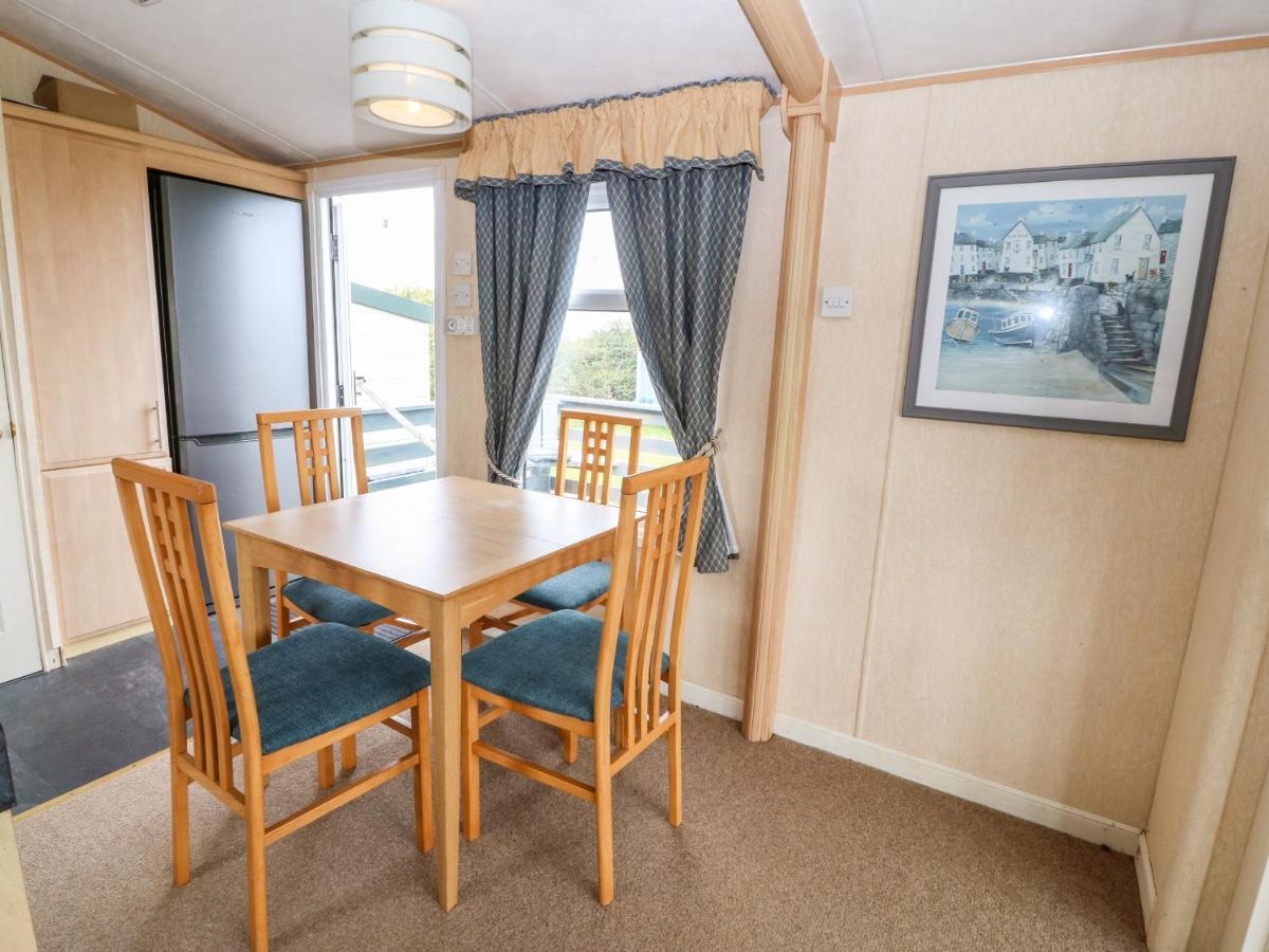 Plas Tirion Caravan Holyhead Exterior photo