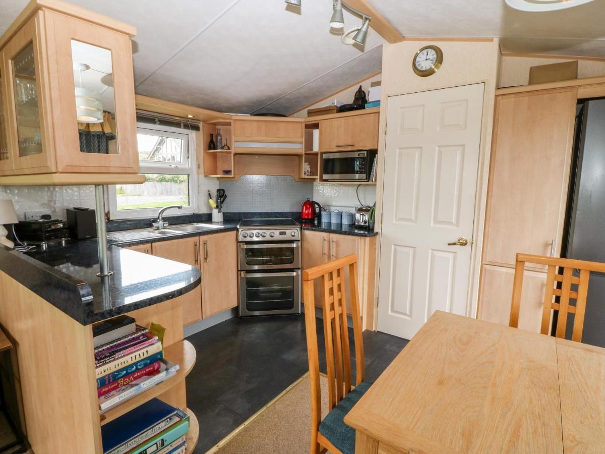 Plas Tirion Caravan Holyhead Exterior photo